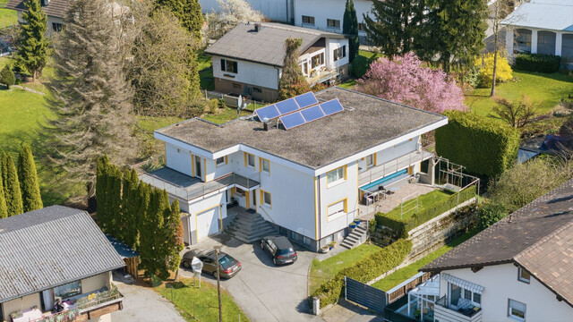 Helle 4,5-Zimmer-Wohnung nahe Schweiz – großzügig, 2 Terrassen, eigener Eingang
