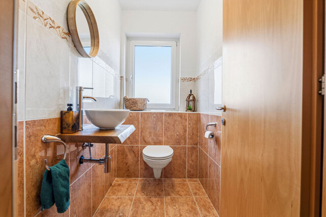 Helle 4,5-Zimmer-Wohnung nahe Schweiz – großzügig, 2 Terrassen, eigener Eingang