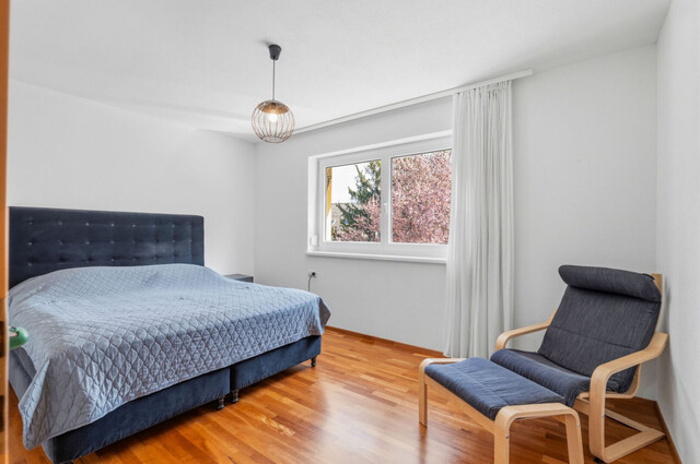 Helle 4,5-Zimmer-Wohnung nahe Schweiz – großzügig, 2 Terrassen, eigener Eingang