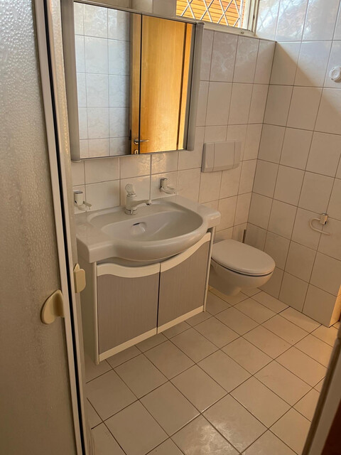 Geräumige Wohnung mit Parkplatz und  Balkon in Top-Lage und Seenähe!