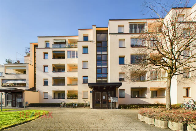 Charmante 3-Zimmer-Wohnung in Seenähe mit Loggia und Wintergarten