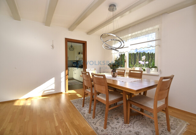 Toll aufgeteilte und lichtdurchflutete Wohnung in Hohenems!