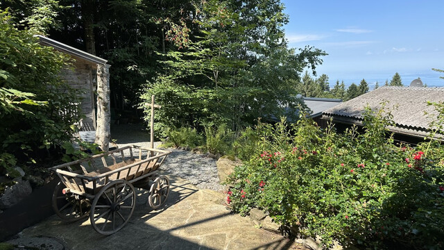 Exklusives Domizil mit Ferienhauswidmung - traumhafter  Panoramablick bis zum Bodensee.