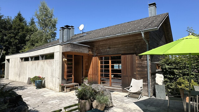 Exklusives Domizil mit Ferienhauswidmung - traumhafter  Panoramablick bis zum Bodensee.