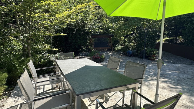 Exklusives Domizil mit Ferienhauswidmung - traumhafter  Panoramablick bis zum Bodensee.