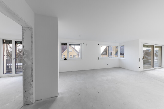 Penthouse-Wohnung mit beeindruckendem Alpenpanorama und Seeblick