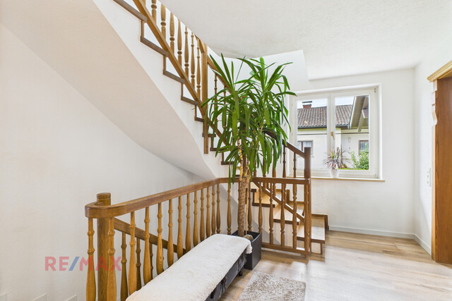 Elegantes Wohnidyll mit Swimmingpool & großer Terrasse – Ihr großzügiges Traumhaus in Lauterach