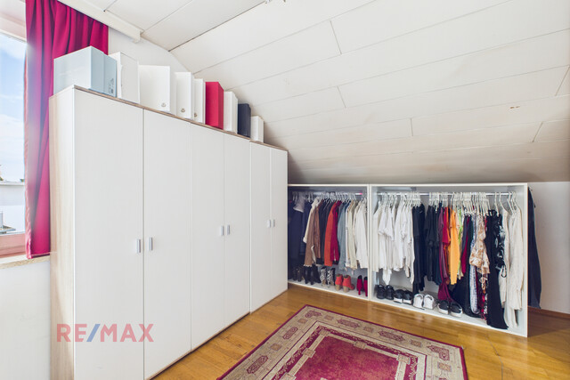 Elegantes Wohnidyll mit Swimmingpool & großer Terrasse – Ihr großzügiges Traumhaus in Lauterach