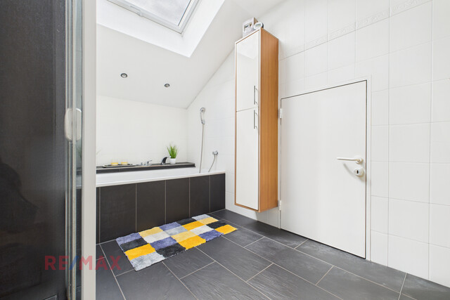 Elegantes Wohnidyll mit Swimmingpool & großer Terrasse – Ihr großzügiges Traumhaus in Lauterach