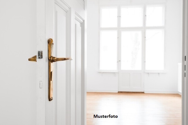 Geräumige 4-Zimmer-Wohnung mit 2 Balkonen