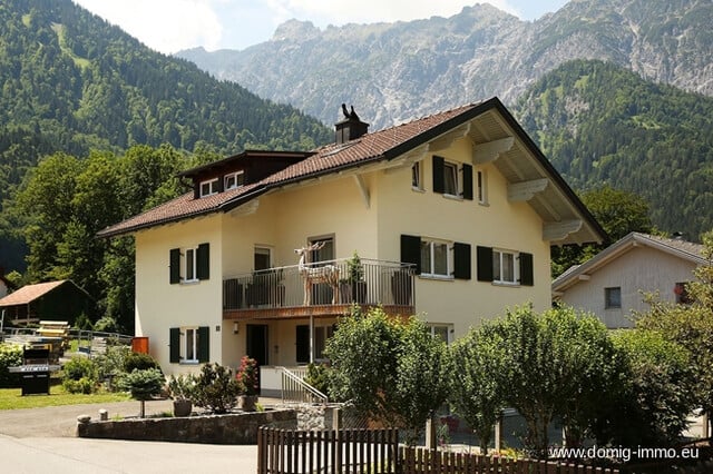 Wohnhaus mit 3 Wohnungen für Feriengäste oder als Selbstnutzer, im schönen Montafon!