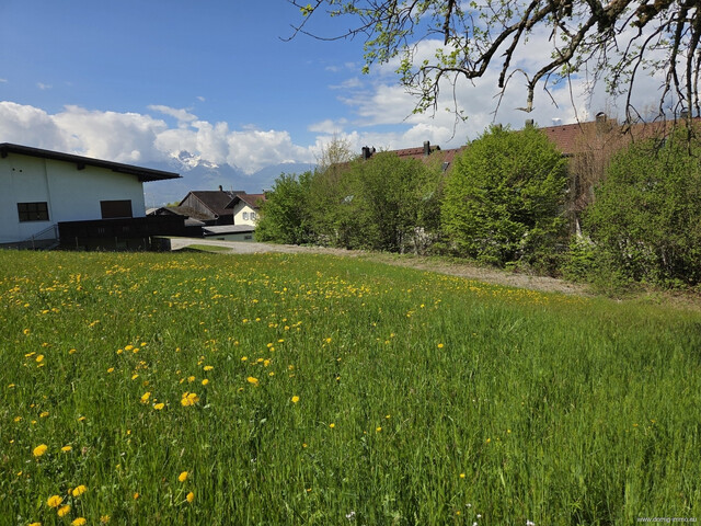 Exklusives Baugrundstück, 942m² mit Panoramablick auf die Schweizer Bergwelt – Nähe Liechtenstein