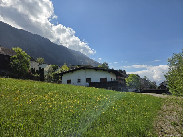 Exklusives Baugrundstück, 942m² mit Panoramablick auf die Schweizer Bergwelt – Nähe Liechtenstein