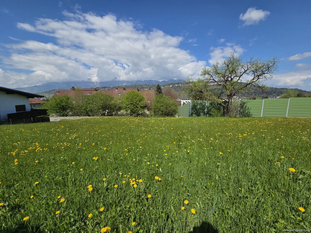 Exklusives Baugrundstück, 942m² mit Panoramablick auf die Schweizer Bergwelt – Nähe Liechtenstein