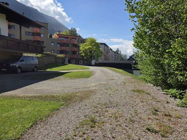 Exklusives Baugrundstück, 942m² mit Panoramablick auf die Schweizer Bergwelt – Nähe Liechtenstein