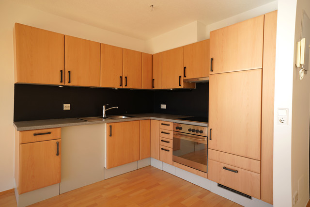 Lustenau, Ludwigstraße: Großzügige und helle 3 Zimmerwohnung mit großer Terrasse und Carport