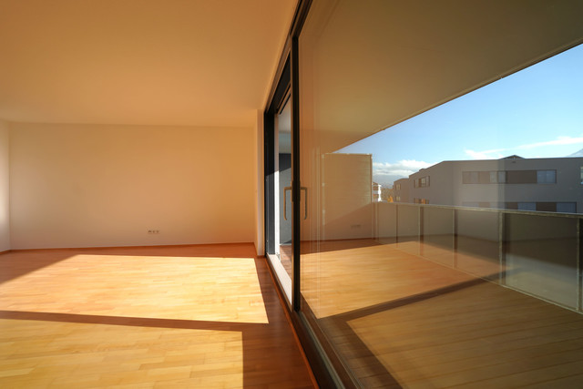 Lustenau, Ludwigstraße: Großzügige und helle 3 Zimmerwohnung mit großer Terrasse und Carport