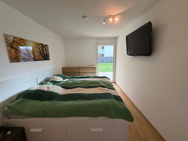 Gepflegte 3-Zi-Gartenwohnung mit einer Tiefgarage und einem Stellplatz in Top-Lage!