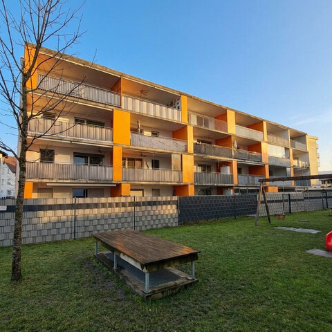 Gepflegte 3-Zi-Gartenwohnung mit einer Tiefgarage und einem Stellplatz in Top-Lage!