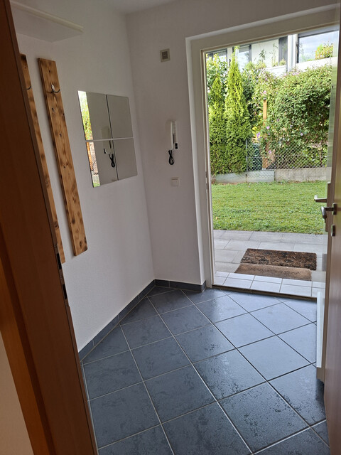 Charmante Wohnung mit Terrasse, Garten, Keller und Fahrradabstellraum