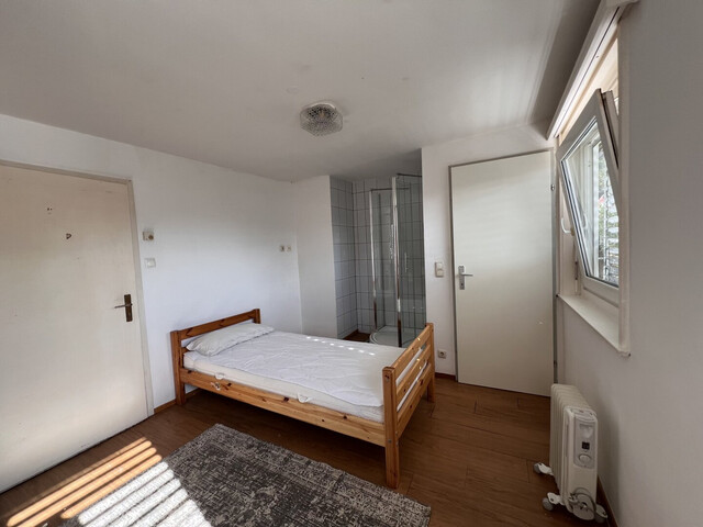 1 Zimmer Wohnung- komplett möbliert zu vermieten