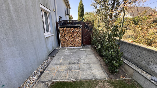 Doppelhaushälfte in Gramatneusiedl – 4 Zimmer, Klimaanlage, Solaranlage, Garten, Terrasse, Stellplatz!