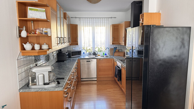 Doppelhaushälfte in Gramatneusiedl – 4 Zimmer, Klimaanlage, Solaranlage, Garten, Terrasse, Stellplatz!