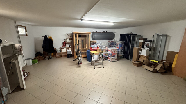 Doppelhaushälfte in Gramatneusiedl – 4 Zimmer, Klimaanlage, Solaranlage, Garten, Terrasse, Stellplatz!