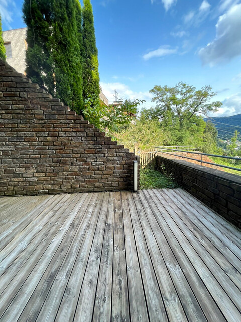 3-Zimmer-Wohnung mit traumhaftem Panoramablick über das Rheintal