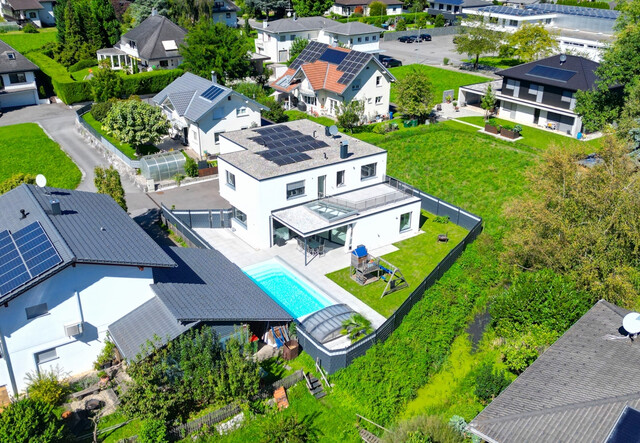 Stilvolles Familienidyll mit eigenem Pool