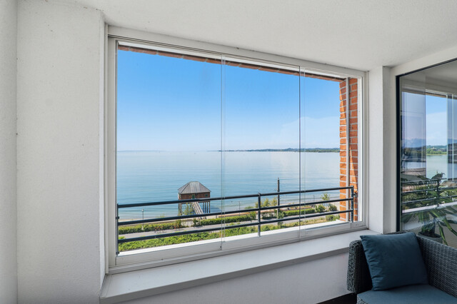 Exklusive 3-Zimmer-Wohnung im 4. Obergeschoss – direkt unter dem Penthouse mit traumhafter Seesicht