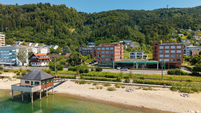 Exklusive 3-Zimmer-Wohnung im 4. Obergeschoss – direkt unter dem Penthouse mit traumhafter Seesicht