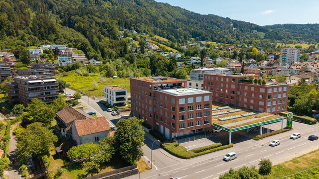 Exklusive 3-Zimmer-Wohnung im 4. Obergeschoss – direkt unter dem Penthouse mit traumhafter Seesicht