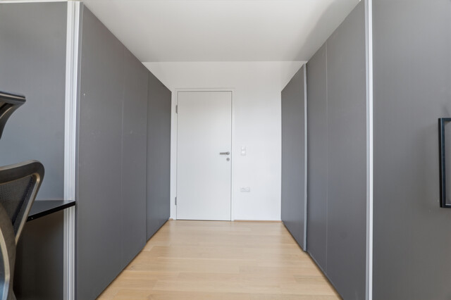 Exklusive 3-Zimmer-Wohnung im 4. Obergeschoss – direkt unter dem Penthouse mit traumhafter Seesicht