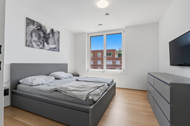 Exklusive 3-Zimmer-Wohnung im 4. Obergeschoss – direkt unter dem Penthouse mit traumhafter Seesicht
