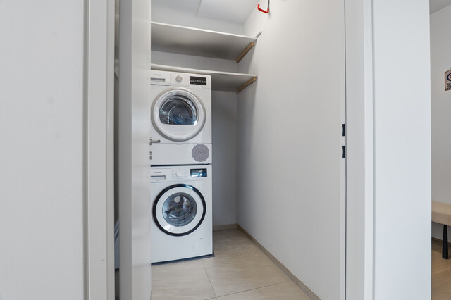 Exklusive 3-Zimmer-Wohnung im 4. Obergeschoss – direkt unter dem Penthouse mit traumhafter Seesicht