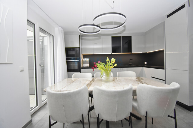 NEUWERTIGE 3-Zimmerwohnung mit hochwertiger Ausstattung!