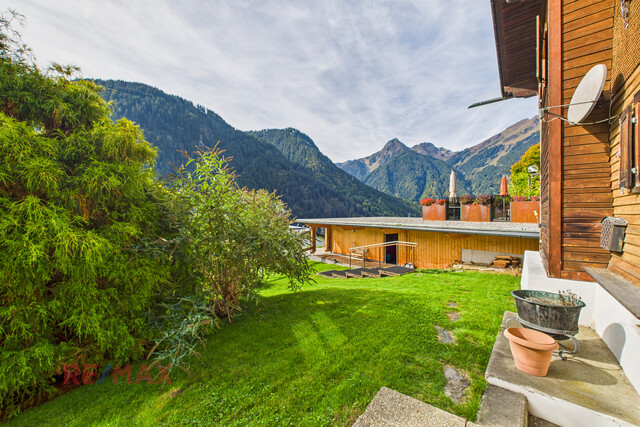 Tradition trifft Raum & Charme – Einzigartiges Montafonerhaus in St. Gallenkirch