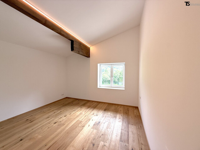 Tschagguns: 5-Zimmer-Maisonette-Wohnung ca. 141 m2 Wohnfläche mit Terrasse ca. 16 m2 und Balkon ca. 4,5 m2