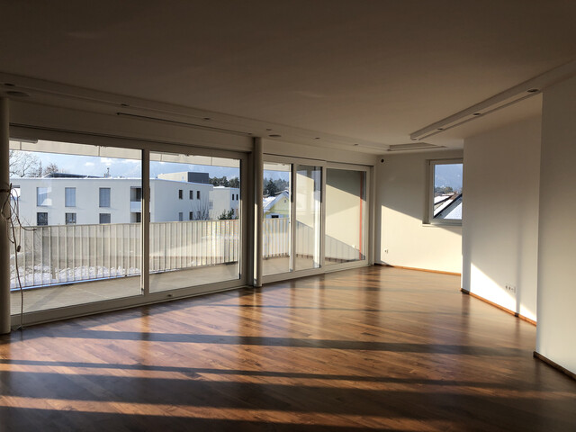 Hochwertige Dachgeschoßwohnung in Gisingen