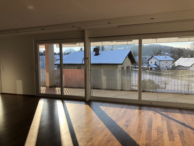 Hochwertige Dachgeschoßwohnung in Gisingen