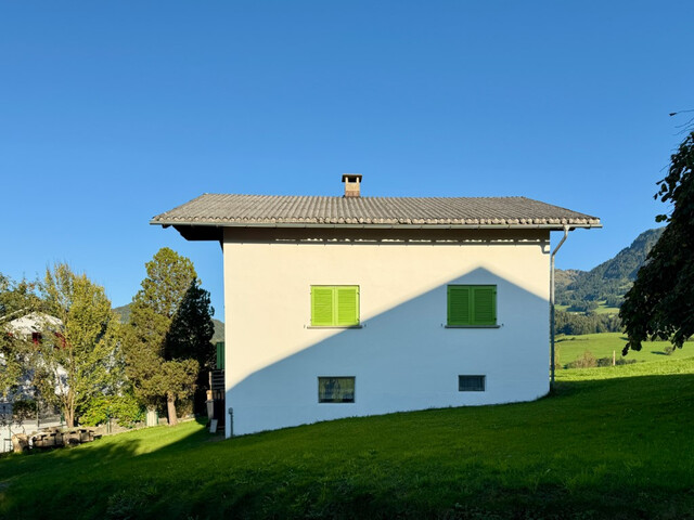 Sanierungsbedürftiges Einfamilienhaus in bester Lage sucht neue Besitzer!