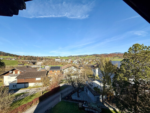 Sanierungsbedürftiges Einfamilienhaus in bester Lage sucht neue Besitzer!