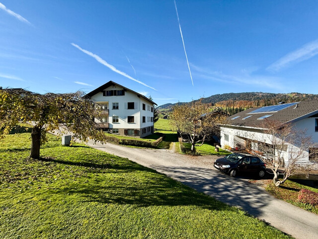 Sanierungsbedürftiges Einfamilienhaus in bester Lage sucht neue Besitzer!