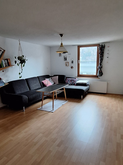 Von Privat: Altbau- Dachgeschosswohnung mit Gemeinschaftsgarten