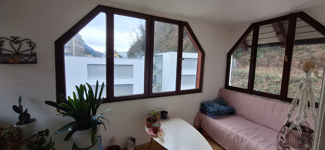 Von Privat: Altbau- Dachgeschosswohnung mit Gemeinschaftsgarten