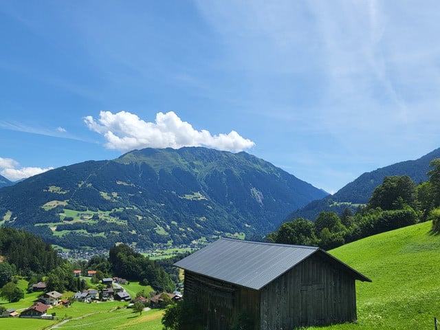 fantastische Aussicht und das passende Grundstückl dazu. Montafon, Tschagguns - Latschau