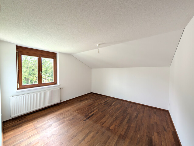 Schöne Dachgeschoßwohnung zu verkaufen