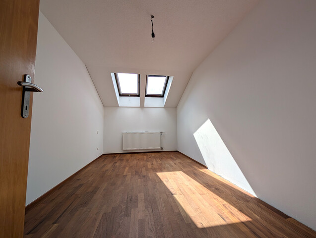 Schöne Dachgeschoßwohnung zu verkaufen