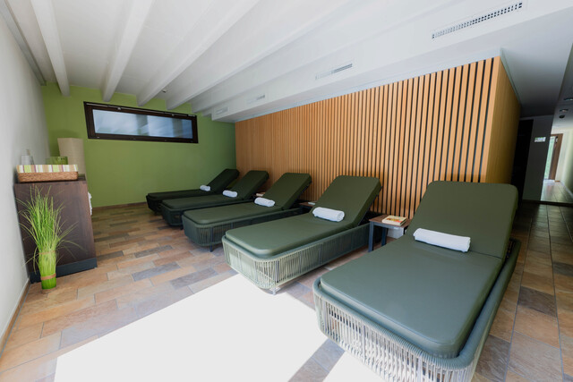 Alpines Design-Juwel im Brandnertal: Etabliertes 4-Sterne-Garni-Hotel in absoluter Spitzenlage zu verkaufen - Mitarbeiterhaus und Verkaufslokal inklusive!